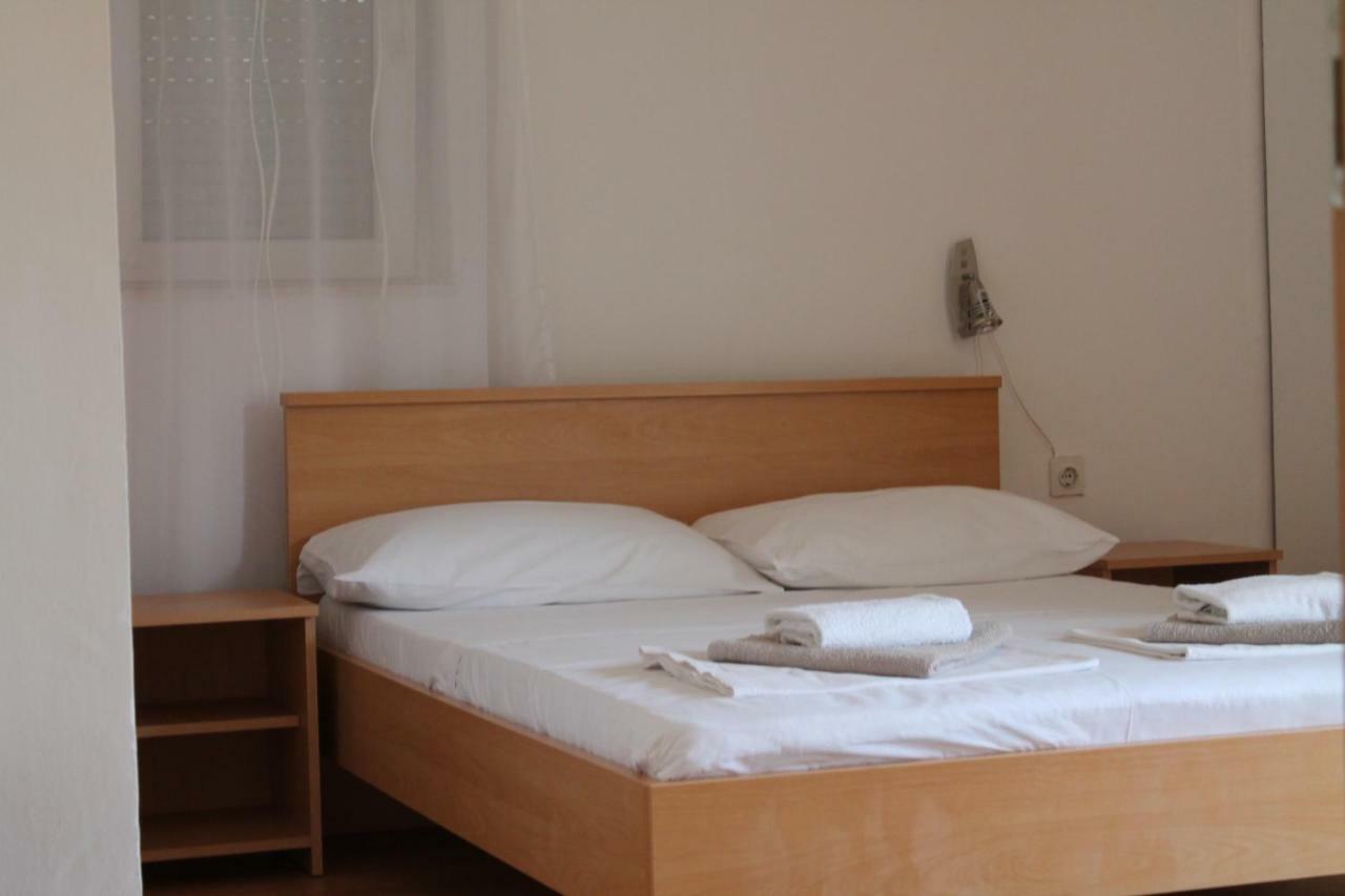 Covahouse Apartment Jelsa  Luaran gambar