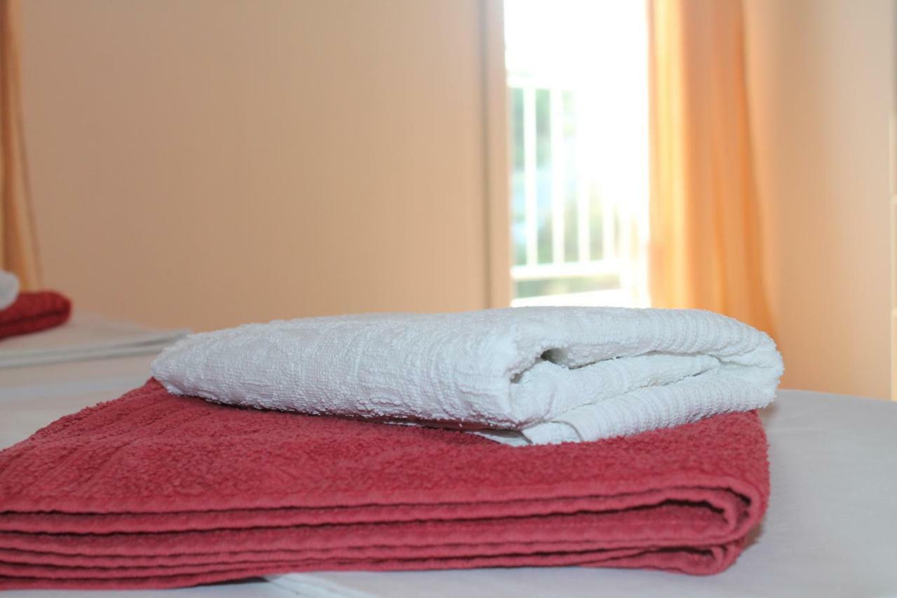 Covahouse Apartment Jelsa  Luaran gambar