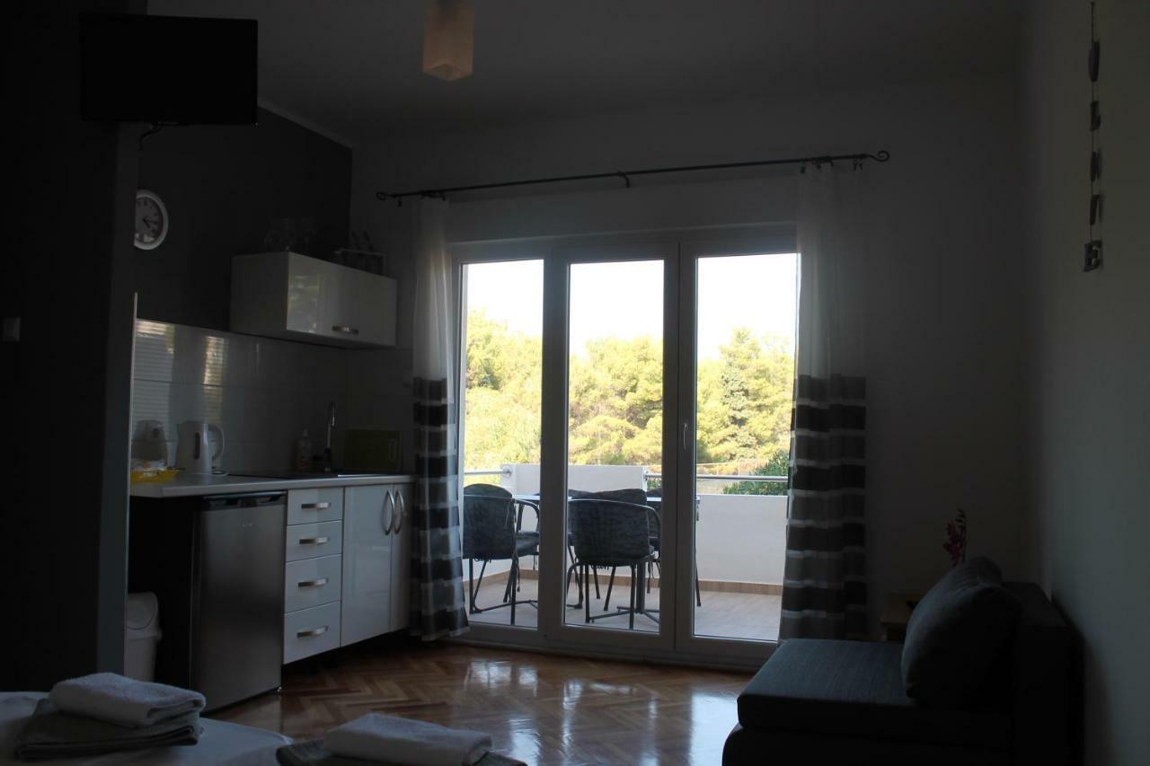Covahouse Apartment Jelsa  Luaran gambar