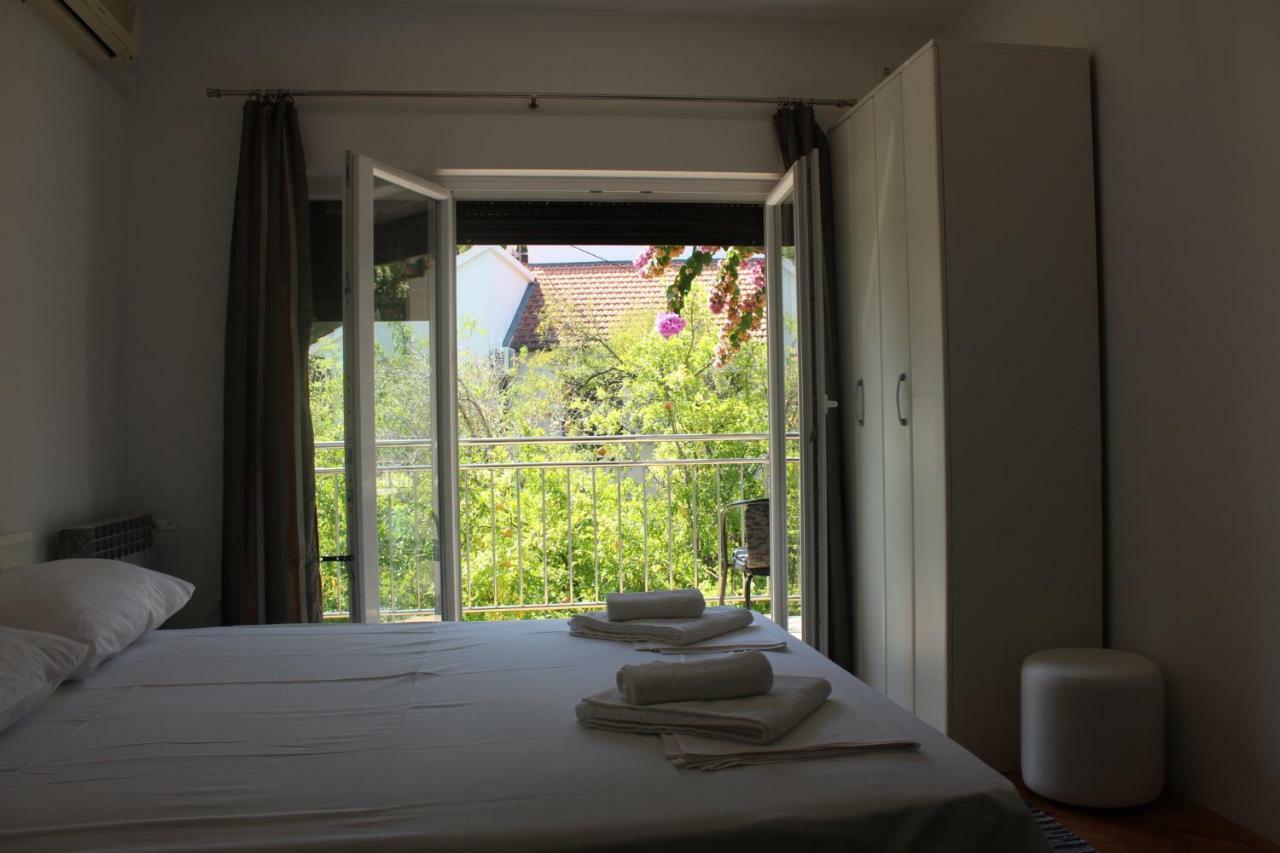 Covahouse Apartment Jelsa  Luaran gambar
